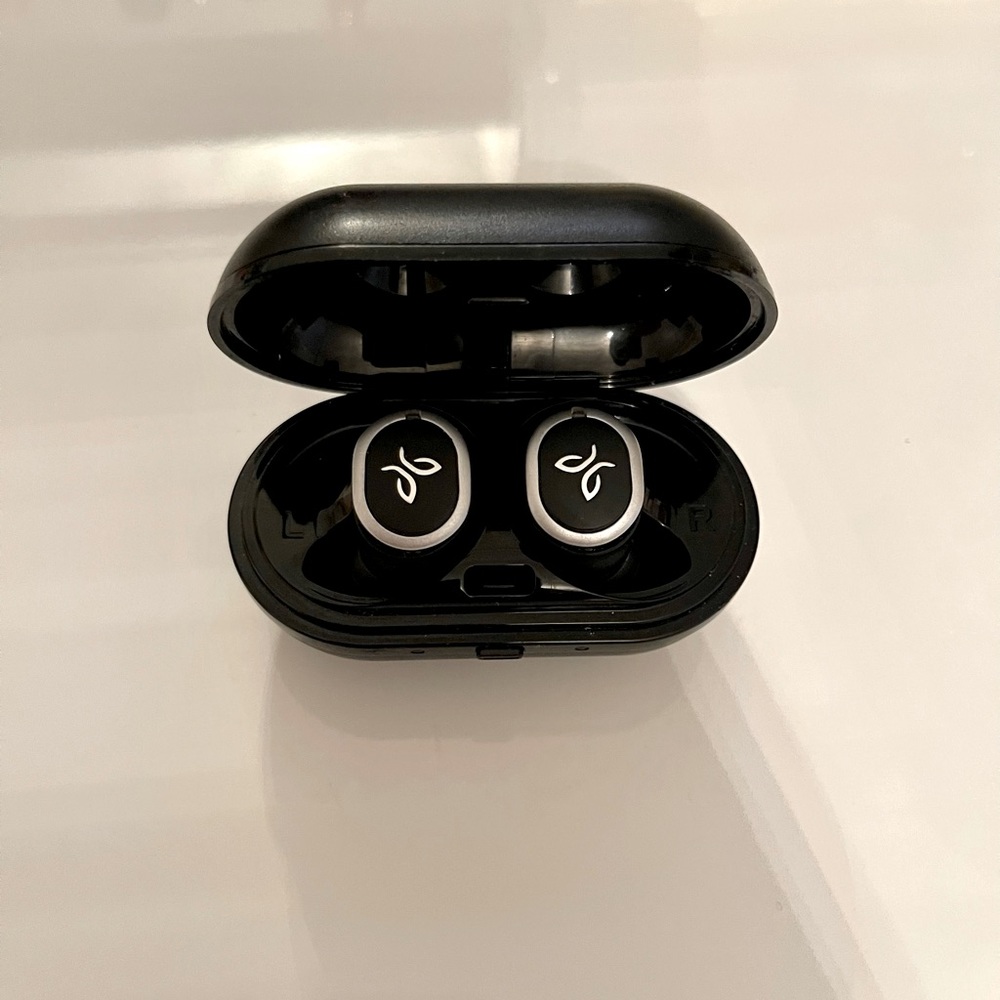 ✨ Jaybird Run Wireless Earbuds ✨